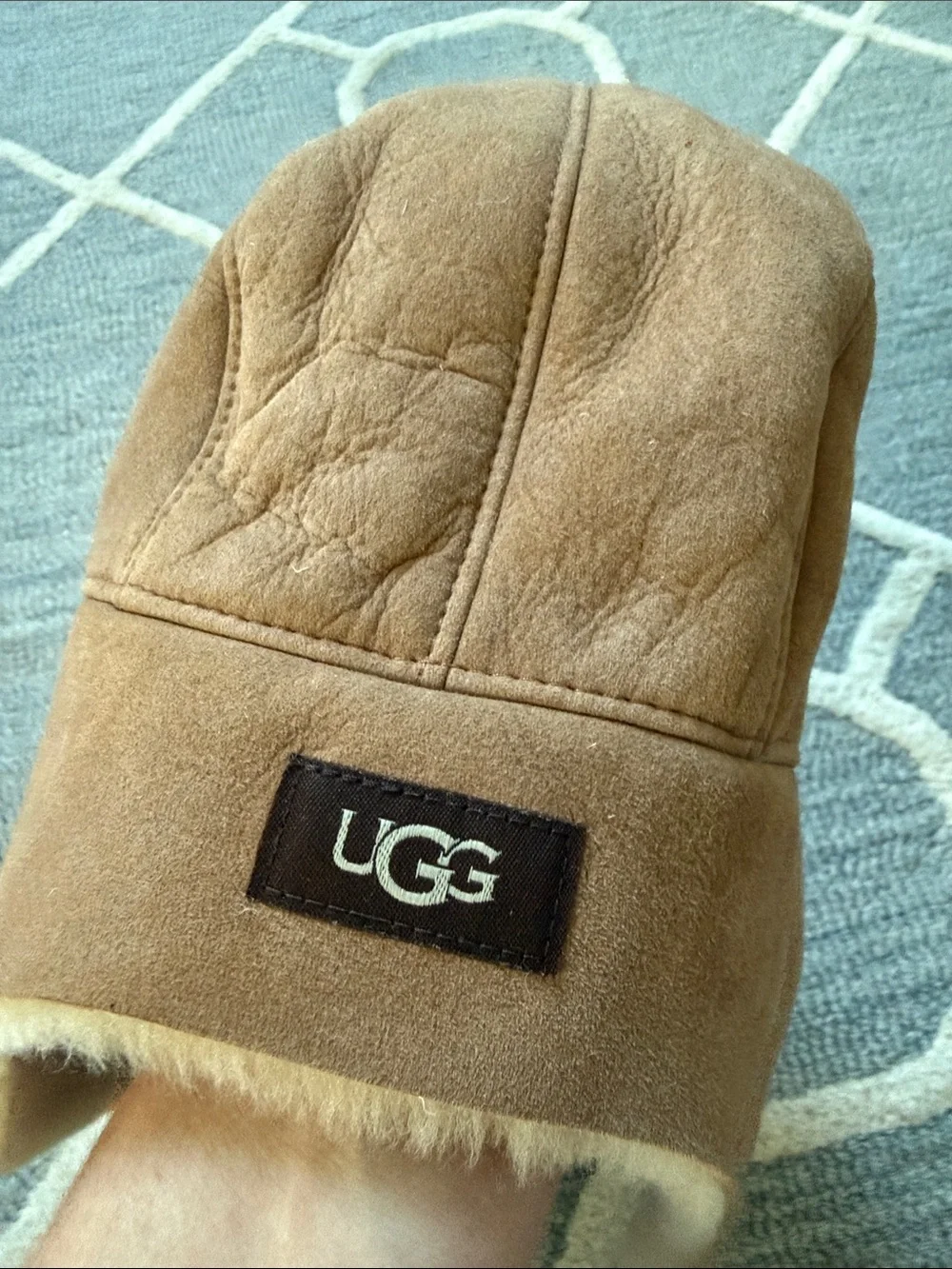UGG Kids Genuine Shearling Sheepskin Trapper Hat Chestnut 2-4Y
